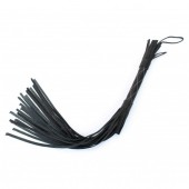 Аккуратная чёрная плетка  из натуральной кожи - БДСМ Арсенал - купить с доставкой в Балаково