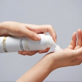 Массажная пена Fizzy Massage Foam - 150 мл. - YESforLOV - купить с доставкой в Балаково