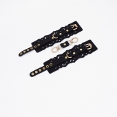 Черные кожаные наручники с узорами и золотистой фурнитурой - Crazy Handmade - купить с доставкой в Балаково