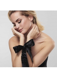 Черные ленты для связывания SILKY SENSUAL HANDCUFFS - Bijoux Indiscrets - купить с доставкой в Балаково