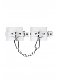 Белые мягкие кожаные наручники с люверсами - Pecado - купить с доставкой в Балаково