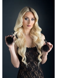 Зажимы для сосков с пухом FEATHERED NIPPLE CLAMPS - Blush Novelties - купить с доставкой в Балаково