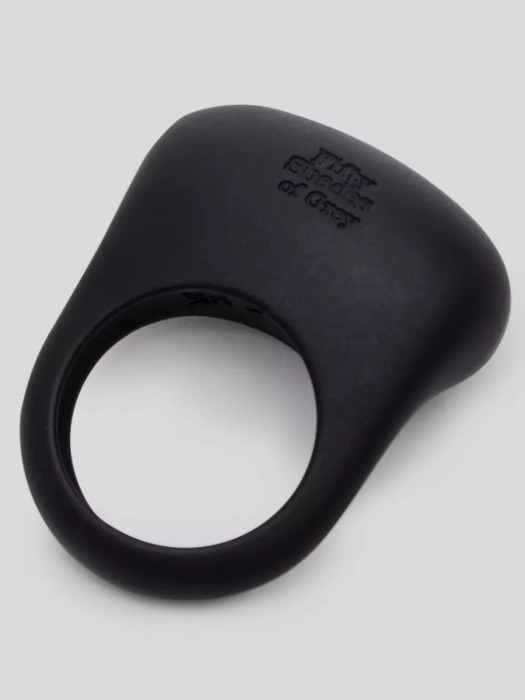 Черное эрекционное виброкольцо Sensation Rechargeable Vibrating Love Ring - Fifty Shades of Grey - в Балаково купить с доставкой