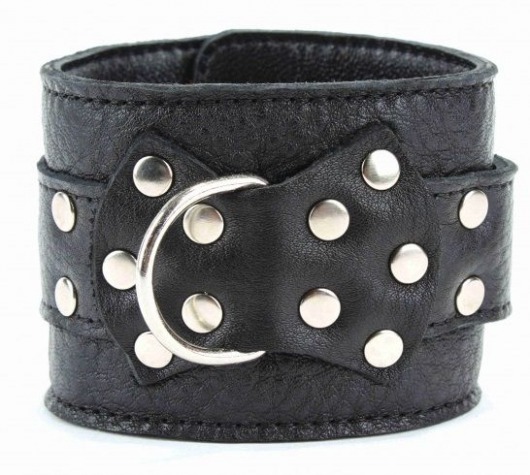 Чёрные наручники  из кожи с пряжкой - БДСМ Арсенал - купить с доставкой в Балаково