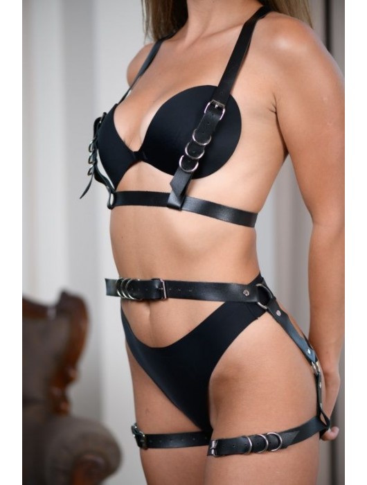 Черные гартеры из натуральной кожи с регулируемыми ремешками - БДСМ Арсенал - купить с доставкой в Балаково