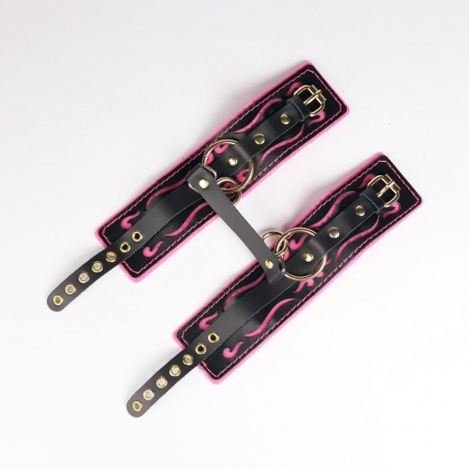 Черные кожаные оковы с розовой строчкой - Crazy Handmade - купить с доставкой в Балаково