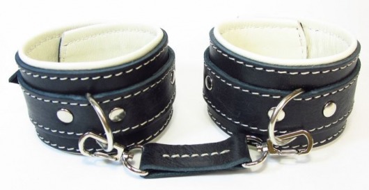 Оковы на руки со светлым подкладом - БДСМ Арсенал - купить с доставкой в Балаково